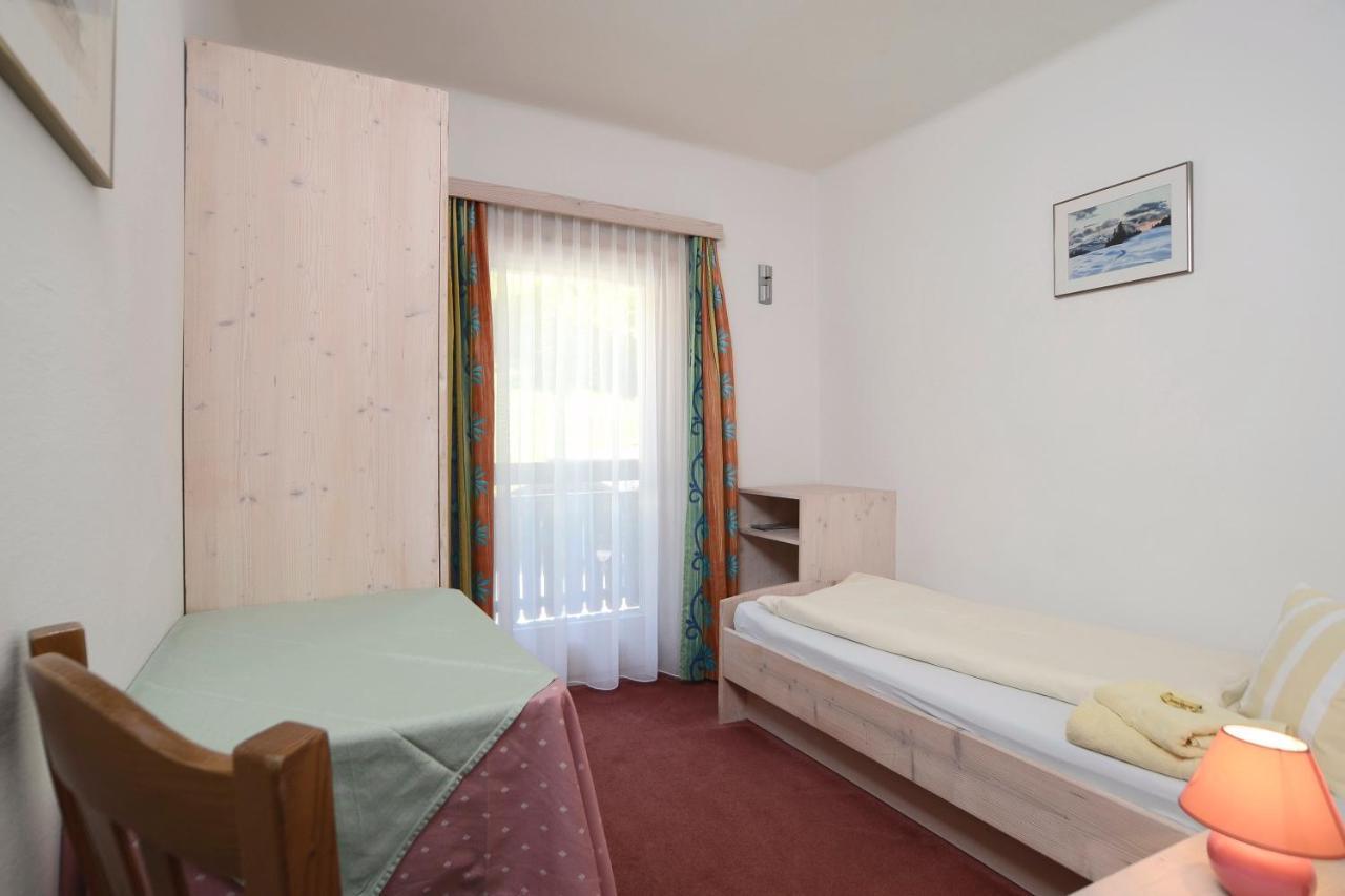 Landhaus Alpenrose - Feriendomizile Pichler Heiligenblut Dış mekan fotoğraf